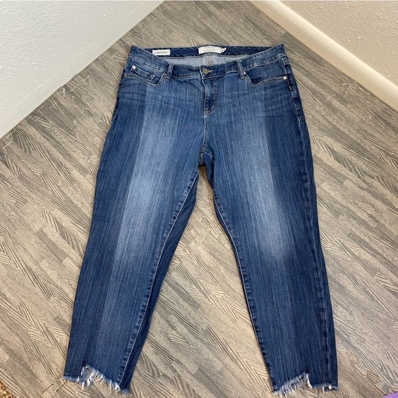 Torrid Girlfriend Two Tone Frayed Hem Jeans - Picture 2 of 15